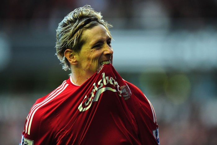 Torres - nỗi khiếp sợ của Man United.